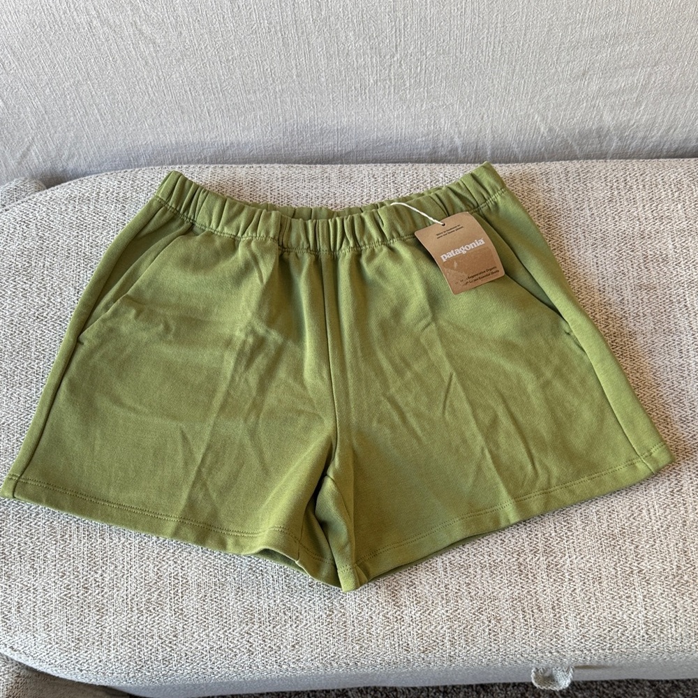 Patagonia Olive Athletic Pull-On Shorts - Picture 1 of 3